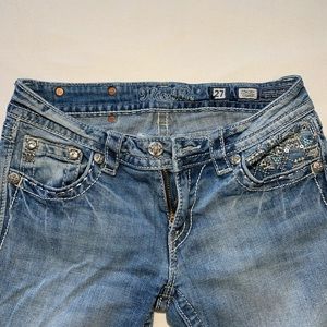 Miss Me Capri jeans